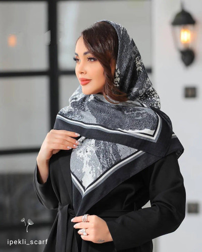روسری سیا اسکارف نخی دور دوخت